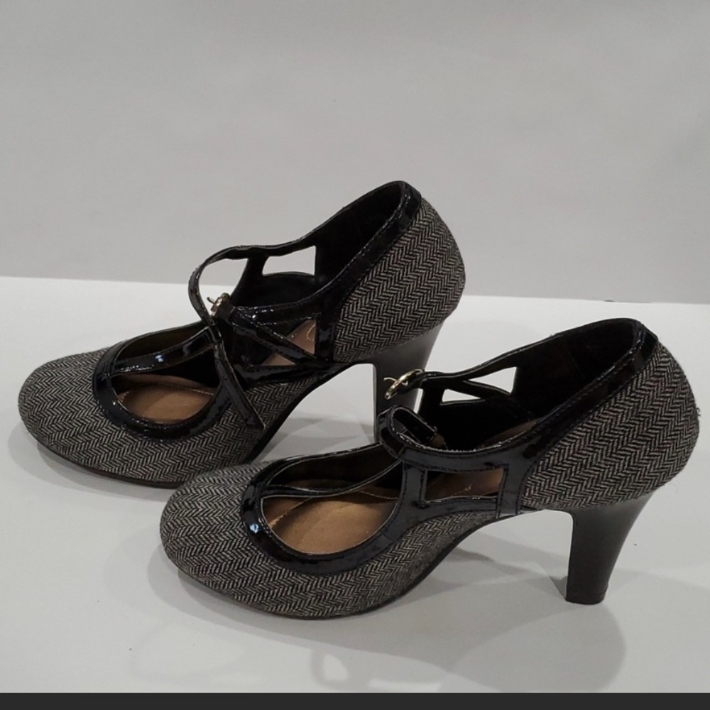 Dexflex Comfort Black Heels 6.5